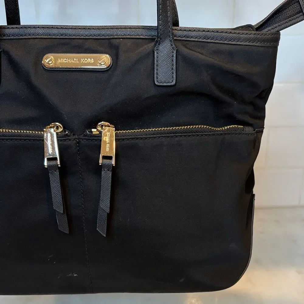 Michael Kors Kempton Medium Pocket Tote Bag